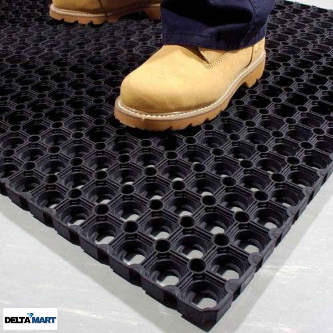 5ft x 3ft x 22mm Hollow Industrial Rubber Mat – Heavy Duty Anti-Fatigue & Drainage Mat - Image 4