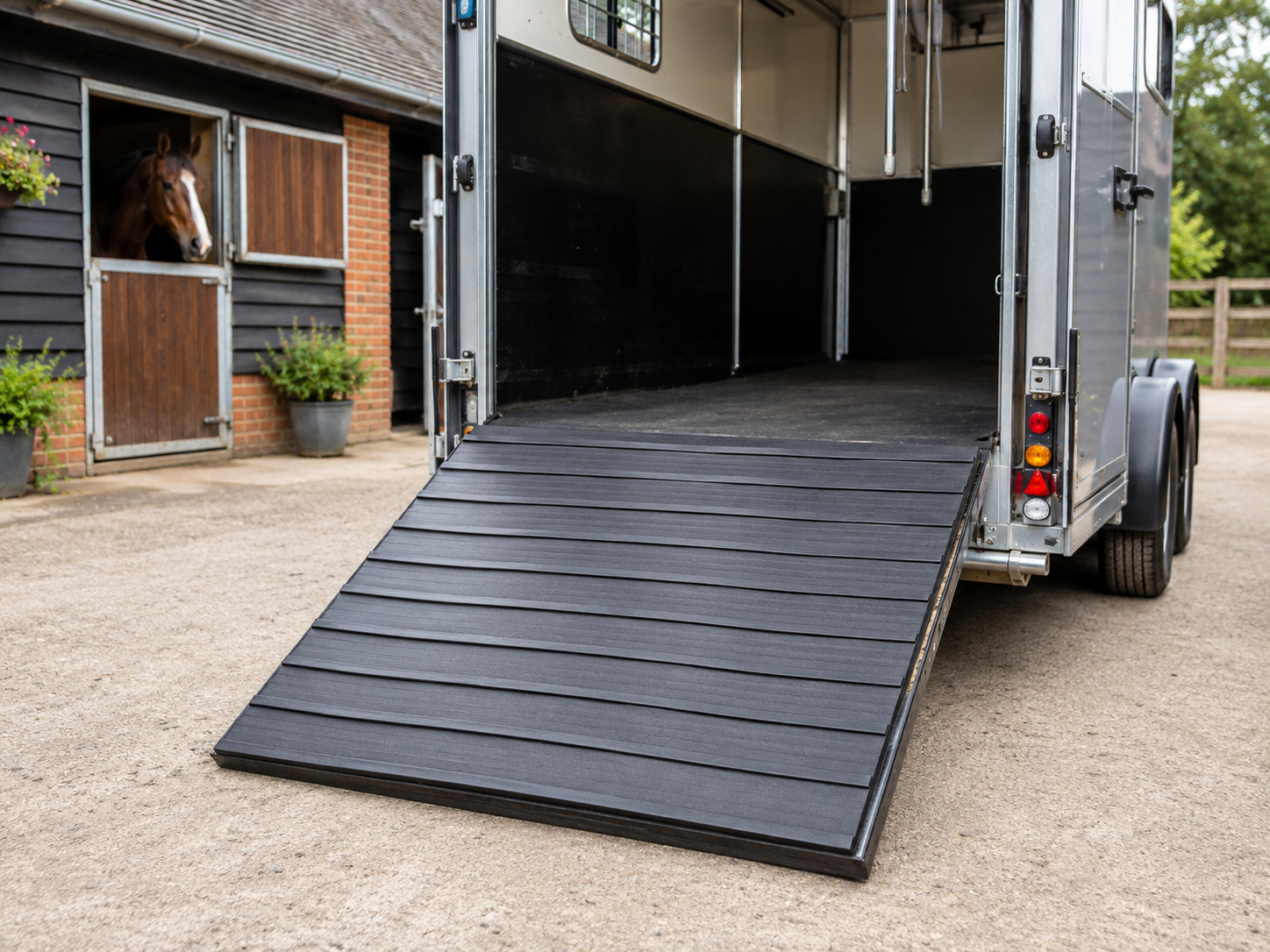 Rubber Rubber Horse Box Trailer Ramp Mat 2.4m longx2.4m wide